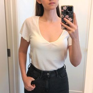 Mod cloth flutter lettuce hem ribbed V neck shirt